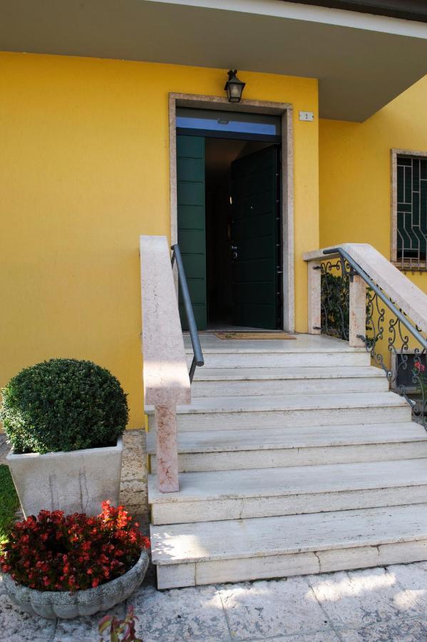 Casa Betty Apartment เปสเคียรา เดล การ์ดา ภายนอก รูปภาพ