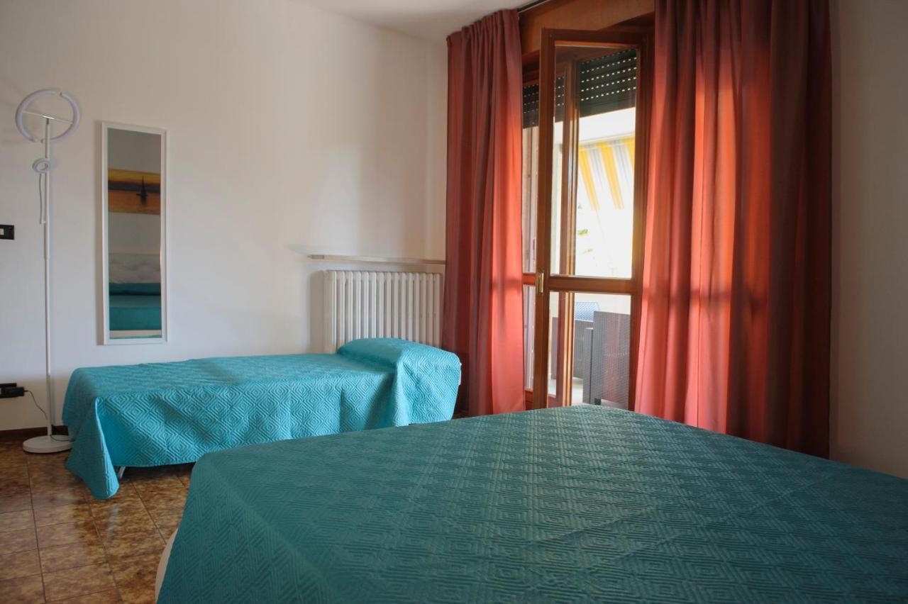 Casa Betty Apartment เปสเคียรา เดล การ์ดา ภายนอก รูปภาพ