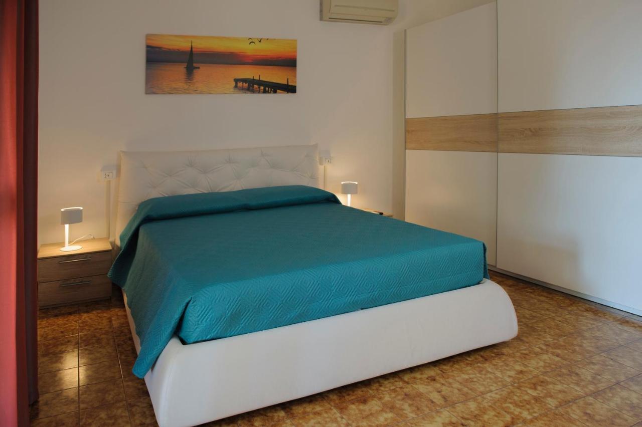 Casa Betty Apartment เปสเคียรา เดล การ์ดา ภายนอก รูปภาพ